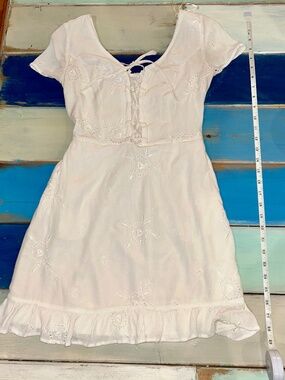Hollister Women's  White Eyelet Dress